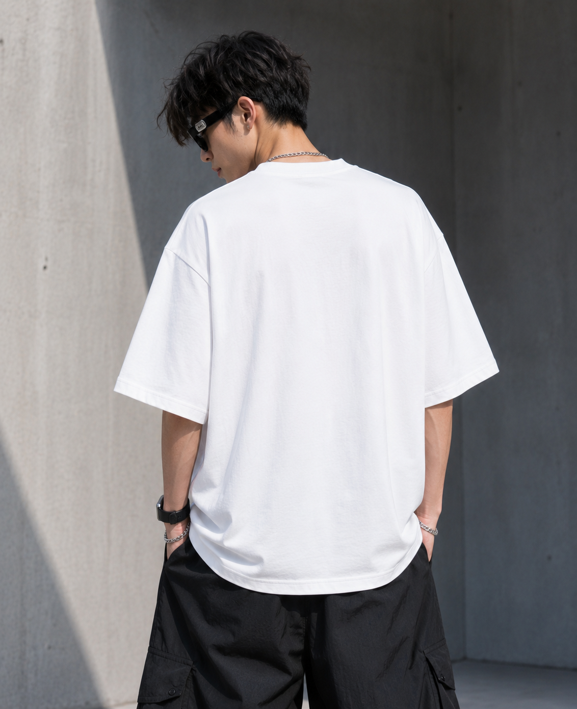 EVERY ARTIST WAS A BROKEN CHILD FEELING OVERSIZED TEE - LIGHT