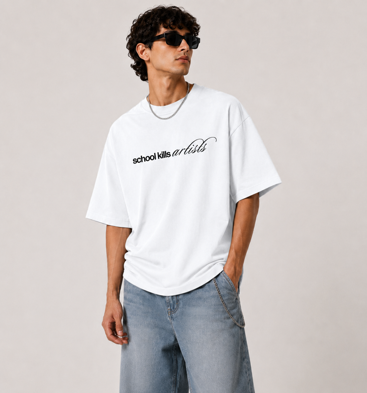 SCHOOL KILLS ARTISTS FEELING OVERSIZED TEE - LIGHT